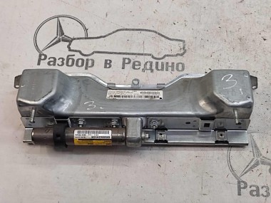 Подушка безопасности коленная MERCEDES-BENZ C-класс W204/S204 (2006 - 2011) — Разборка Мерседес