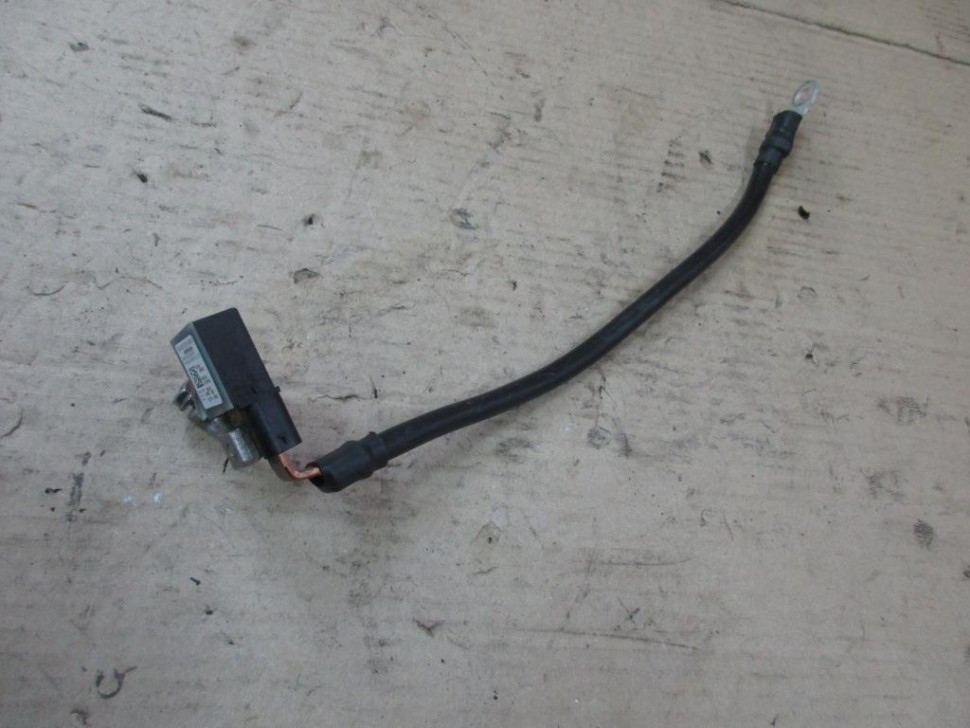 Клемма минус MERCEDES-BENZ C-класс W205/S205/C205/A205 (2014 - 2018) фото 1 — Разборка Мерседес