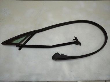 Уплотнитель стекла двери MERCEDES-BENZ E-класс W212/S212/C207/A207 (2009 - 2013) — Разборка Мерседес