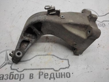 Лапа правая MERCEDES-BENZ E-класс W211/S211 (2002 - 2006) — Разборка Мерседес