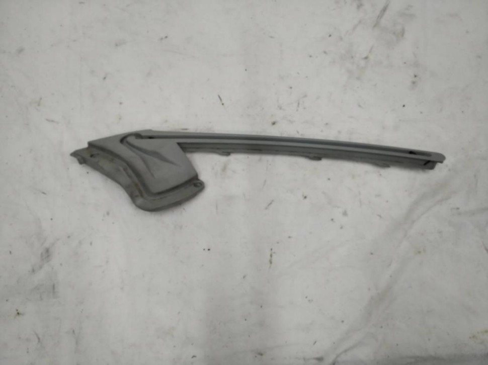 Направляющая шторки багажника MERCEDES-BENZ E-класс W211/S211 (2002 - 2006) фото 1 — Разборка Мерседес