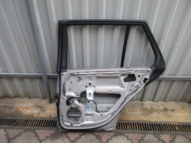 Дверь задняя правая MERCEDES-BENZ C-класс W203/S203/CL203 (2000 - 2004) — Разборка Мерседес