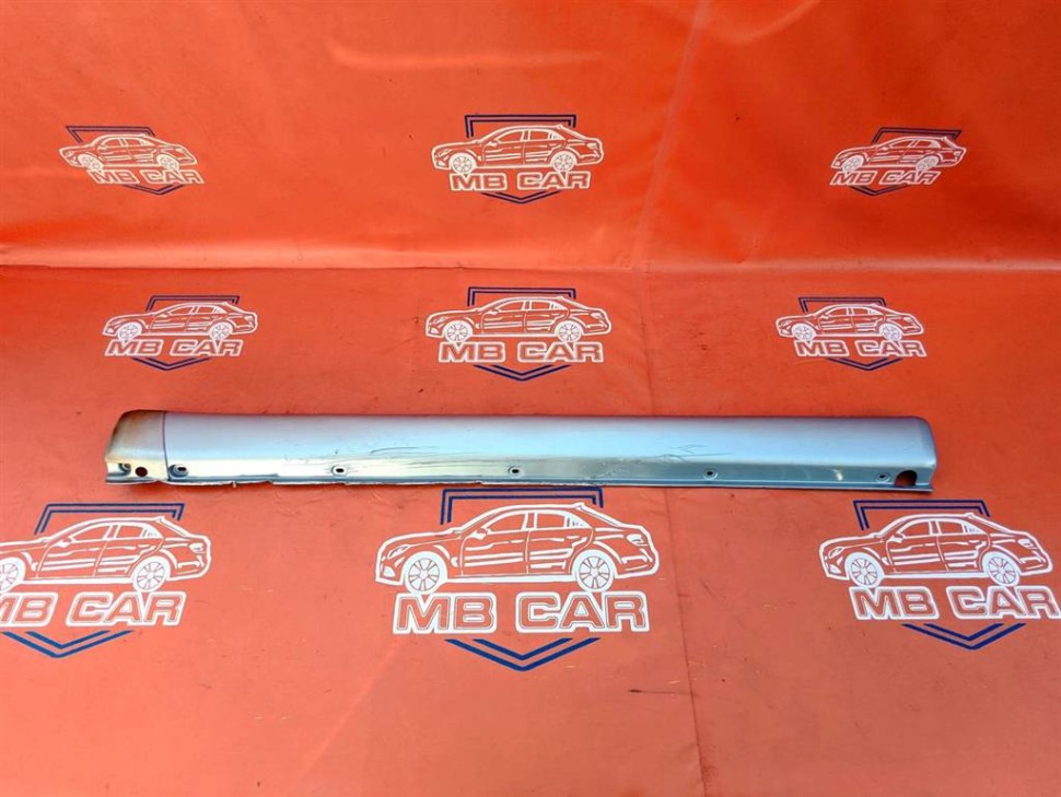 Порог пластиковый левый MERCEDES-BENZ M-класс AMG W163 рестайлинг (2001 - 2005) фото 1 — Разборка Мерседес