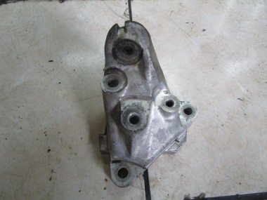 Лапа левая MERCEDES-BENZ W124 W124/S124/C124/A124 (1984 - 1993) — Разборка Мерседес