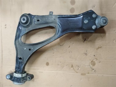 Рычаг передний нижний левый MERCEDES-BENZ V-класс W447 (2014 - 2025) — Разборка Мерседес