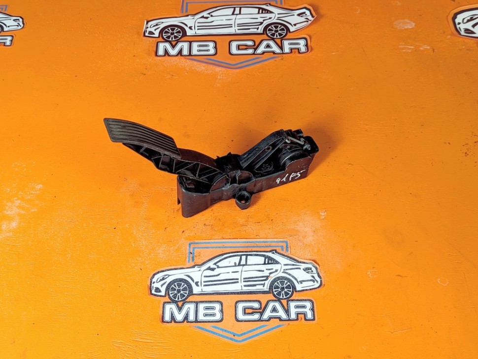 Педаль газа электронная MERCEDES-BENZ B-класс W245 (2005 - 2009) фото 1 &mdash; Разборка Мерседес