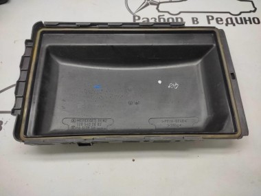 Крышка блока предохранителей MERCEDES-BENZ S-класс W220 (1998 - 2005) — Разборка Мерседес