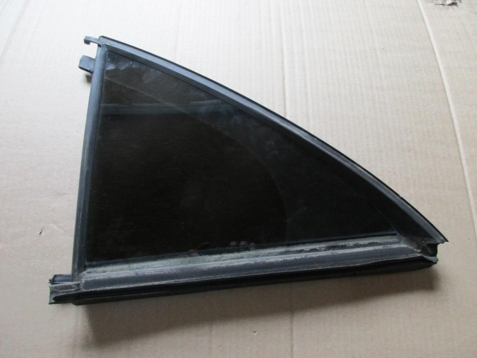 Стекло заднее левое MERCEDES-BENZ S-класс W221 (2005 - 2009) фото 1 — Разборка Мерседес
