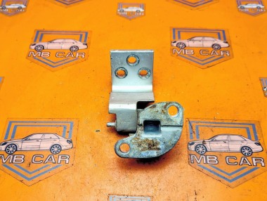 Петля двери MERCEDES-BENZ V-класс W638/W639 (1996 - 2003) V 220 2.1 D AT (122 л.с.) &mdash; Разборка Мерседес
