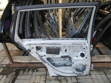 Дверь задняя левая MERCEDES-BENZ E-класс W211/S211 (2002 - 2006) — Разборка Мерседес