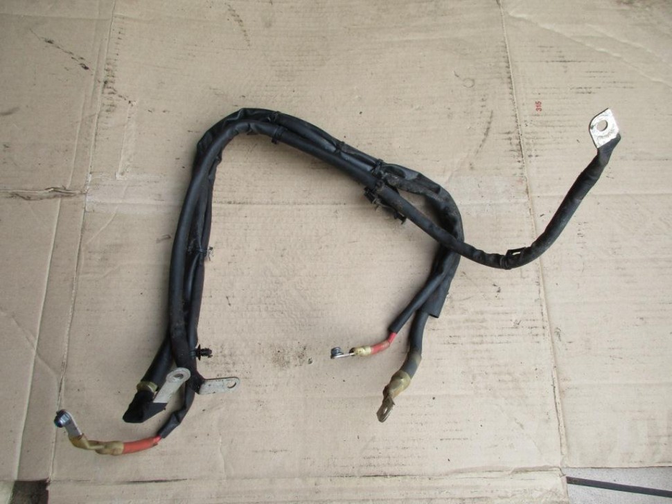 Провод плюсовой MERCEDES-BENZ GLC-класс Coupe C253 (2016 - 2019) фото 1 — Разборка Мерседес