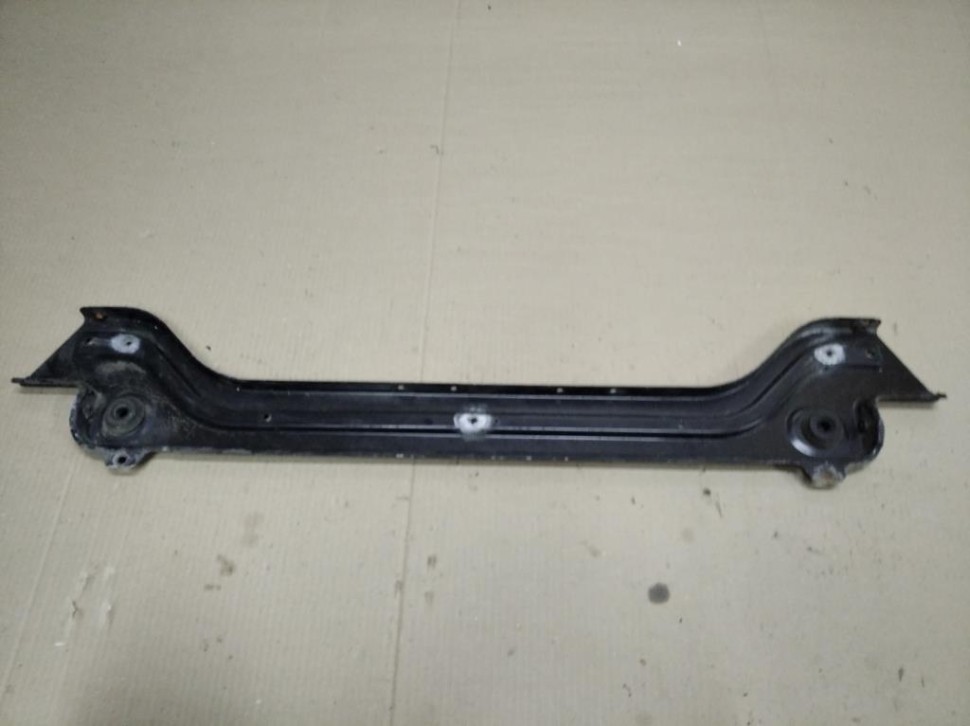 Панель телевизора нижняя MERCEDES-BENZ M-класс W164 (2005 - 2008) фото 1 — Разборка Мерседес