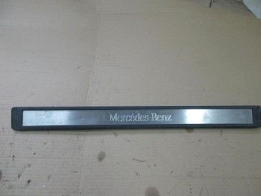 Накладка порога внутренняя MERCEDES-BENZ E-класс W211/S211 (2002 - 2006) — Разборка Мерседес