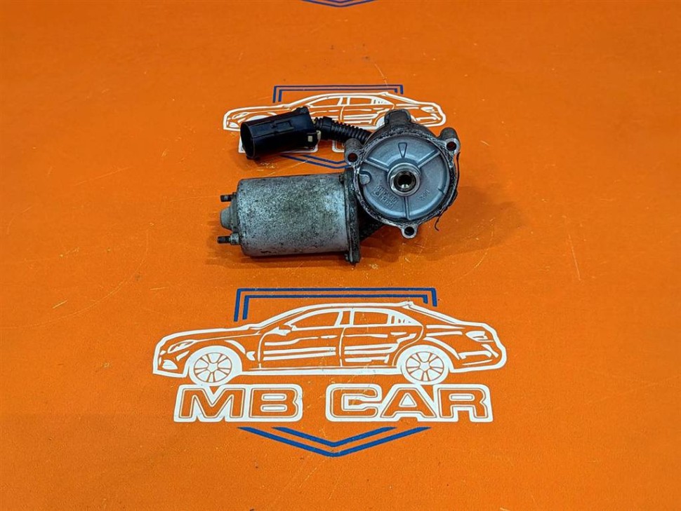 Моторчик раздаточной коробки MERCEDES-BENZ M-класс W163 (1997 - 2001) фото 1 — Разборка Мерседес