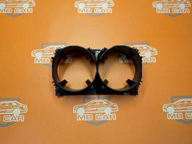 Подстаканник MERCEDES-BENZ E-класс W212/S212/C207/A207 (2009 - 2013) — Разборка Мерседес