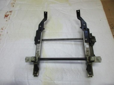 Механизм регулировки сидений MERCEDES-BENZ S-класс W220 (1998 - 2005) — Разборка Мерседес