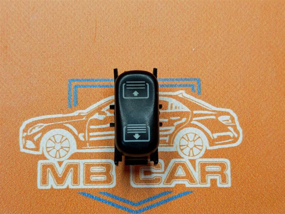 Кнопка задней шторки MERCEDES-BENZ E-класс W210/S210 (1995 - 1999) фото 1 — Разборка Мерседес