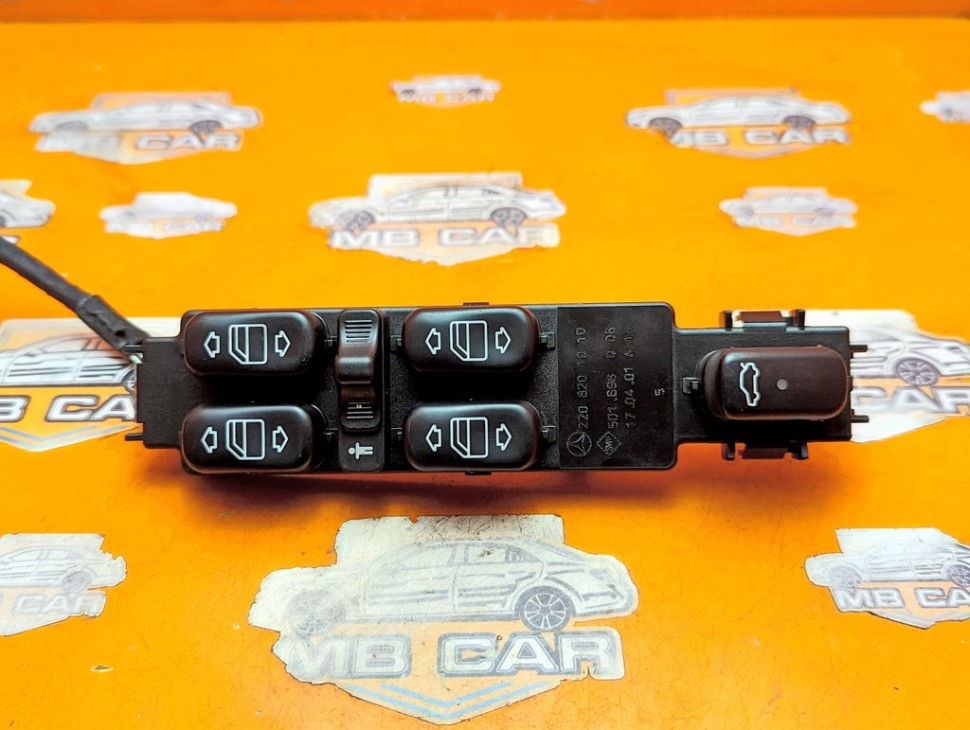 Блок кнопок стеклоподъемников MERCEDES-BENZ S-класс W220 (1998 - 2005) фото 1 &mdash; Разборка Мерседес