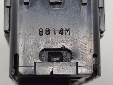 Кнопка стеклоподъемников MERCEDES-BENZ X-класс I (2017 - 2020) — Разборка Мерседес