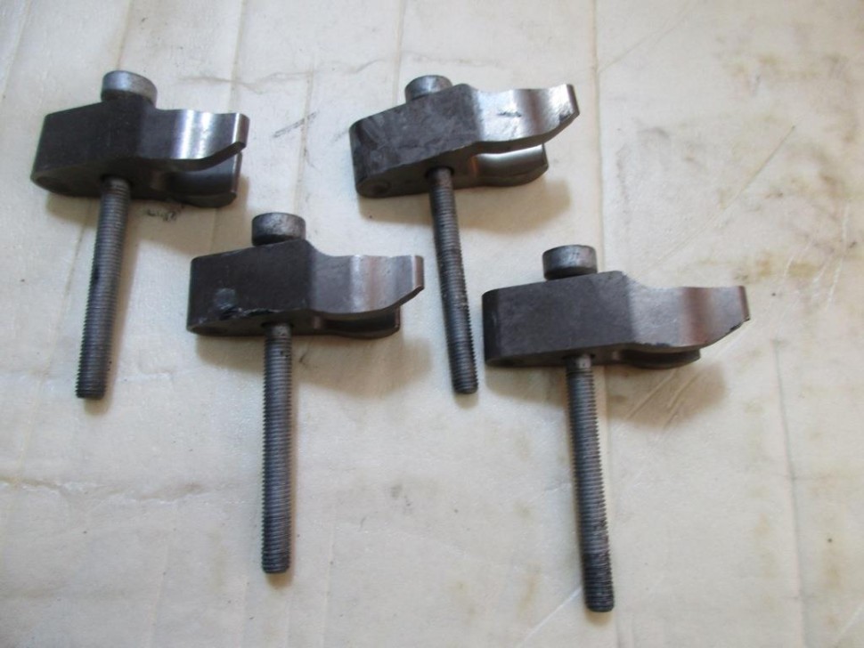 Кронштейн крепления форсунок MERCEDES-BENZ C-класс W205/S205/C205/A205 (2014 - 2018) фото 1 — Разборка Мерседес