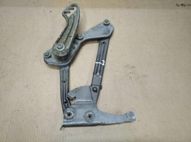 Петля капота MERCEDES-BENZ W124 W124/S124/C124/A124 (1984 - 1993) — Разборка Мерседес