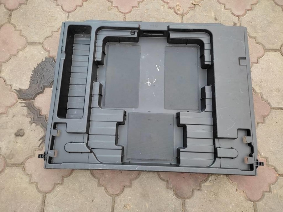 Ящик для инструментов MERCEDES-BENZ E-класс W212/S212/C207/A207 (2009 - 2013) фото 1 — Разборка Мерседес