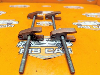 Кронштейн крепления форсунок MERCEDES-BENZ V-класс W639 (2003 - 2014) &mdash; Разборка Мерседес