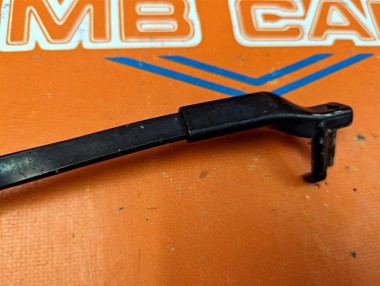 Поводок дворников MERCEDES-BENZ C-класс W204/S204/С204 рестайлинг (2011 - 2015) — Разборка Мерседес