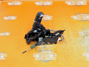 Замок двери передней левой MERCEDES-BENZ C-класс W204/S204 (2006 - 2011) — Разборка Мерседес