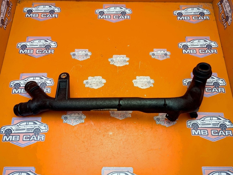 Трубка ОЖ MERCEDES-BENZ C-класс W204/S204 (2006 - 2011) фото 1 — Разборка Мерседес