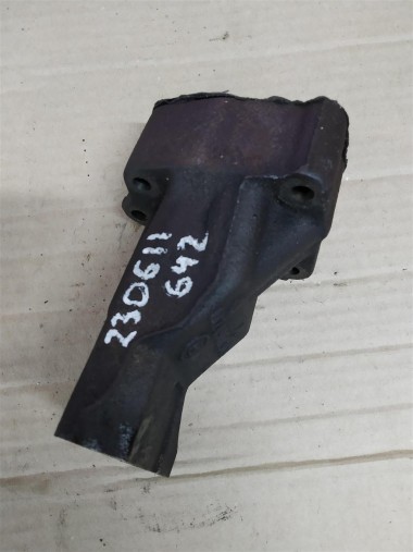 Кронштейн турбины MERCEDES-BENZ M-класс W164 (2005 - 2008) — Разборка Мерседес