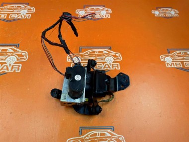 Блок клапанов гидроподвески MERCEDES-BENZ S-класс W221 рестайлинг (2009 - 2013) — Разборка Мерседес