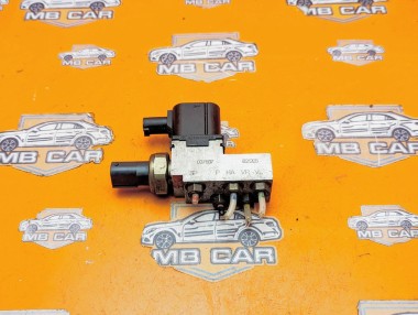 Блок клапанов пневмоподвески MERCEDES-BENZ E-класс W211/S211 (2002 - 2006) &mdash; Разборка Мерседес