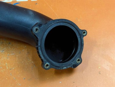 Патрубок впускного коллектора MERCEDES-BENZ E-класс W212/S212/C207/A207 (2009 - 2013) — Разборка Мерседес