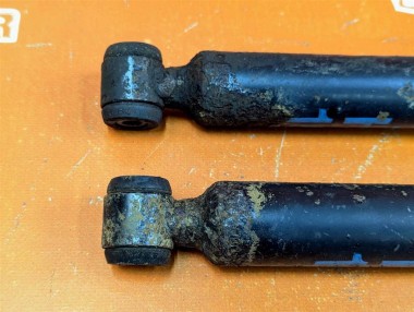 Амортизатор задний MERCEDES-BENZ CLK-класс C209/W209 (2002 - 2005) — Разборка Мерседес