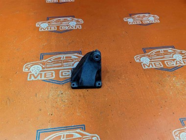 Лапа правая MERCEDES-BENZ E-класс W210/S210 (1995 - 1999) — Разборка Мерседес