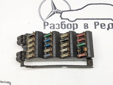 Блок предохранителей MERCEDES-BENZ W124 W124/S124/C124/A124 (1984 - 1993) — Разборка Мерседес