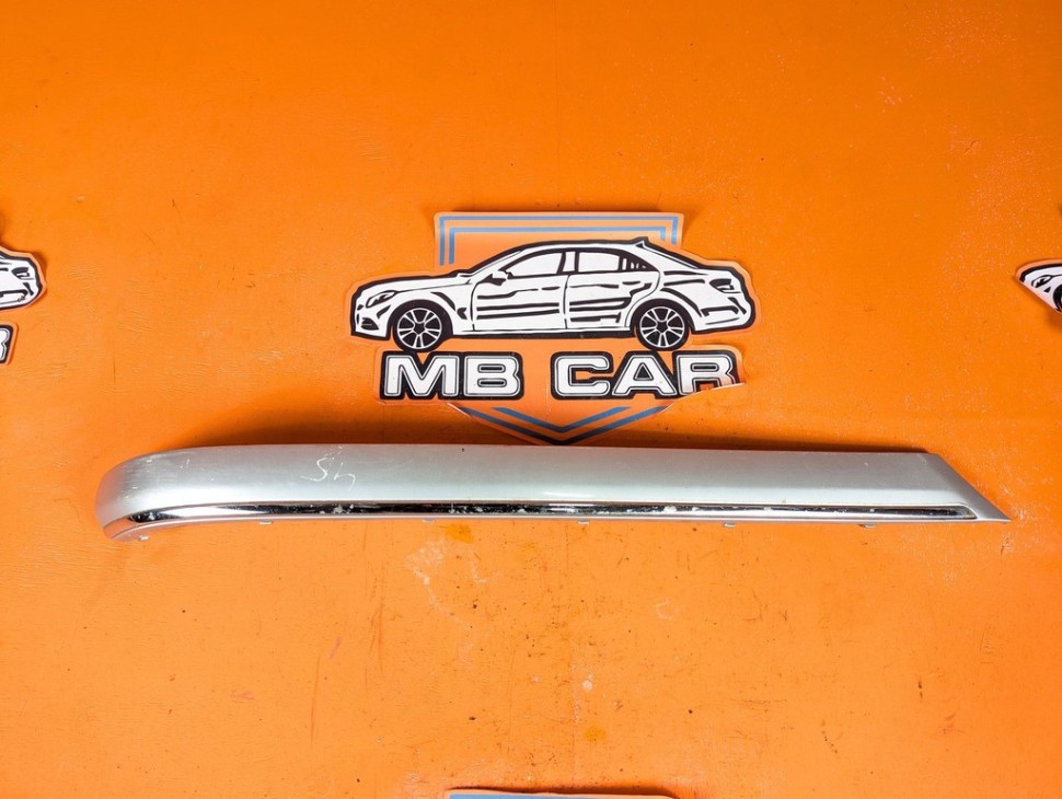 Молдинг заднего бампера MERCEDES-BENZ S-класс W220 (1998 - 2005) фото 1 &mdash; Разборка Мерседес