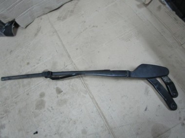 Поводок дворников MERCEDES-BENZ C-класс W204/S204 (2006 - 2011) — Разборка Мерседес