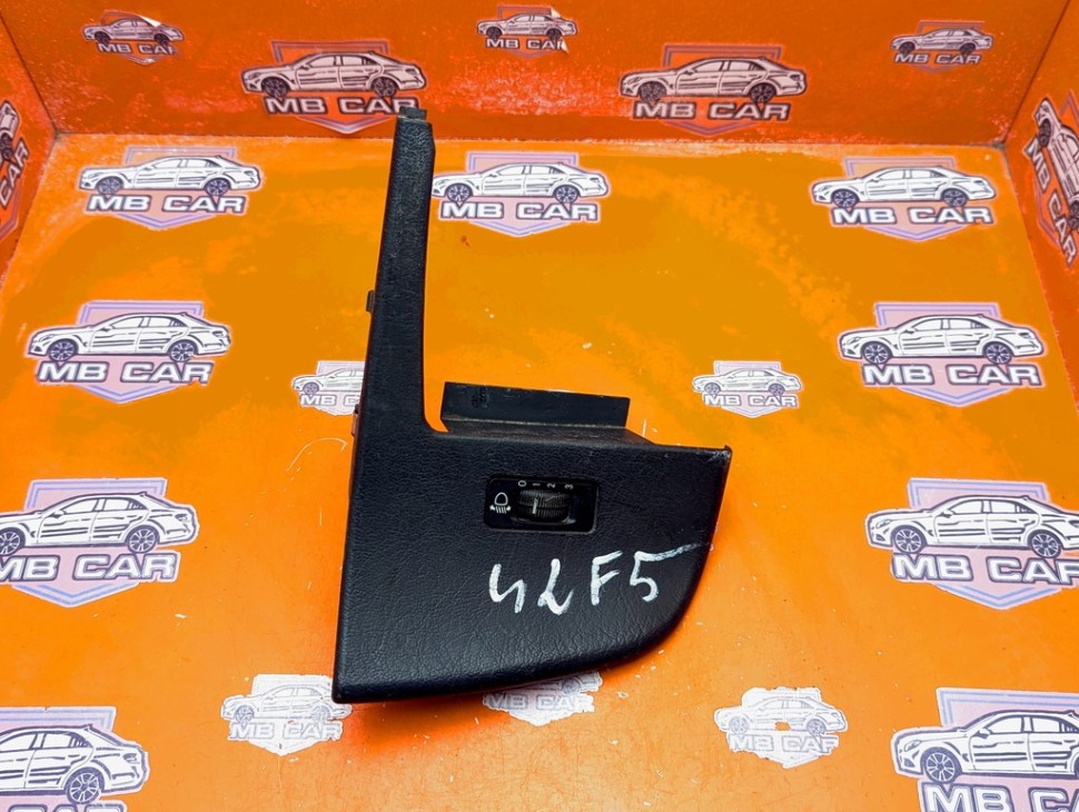 Кнопка корректора фар MERCEDES-BENZ M-класс W163 (1997 - 2001) фото 1 &mdash; Разборка Мерседес