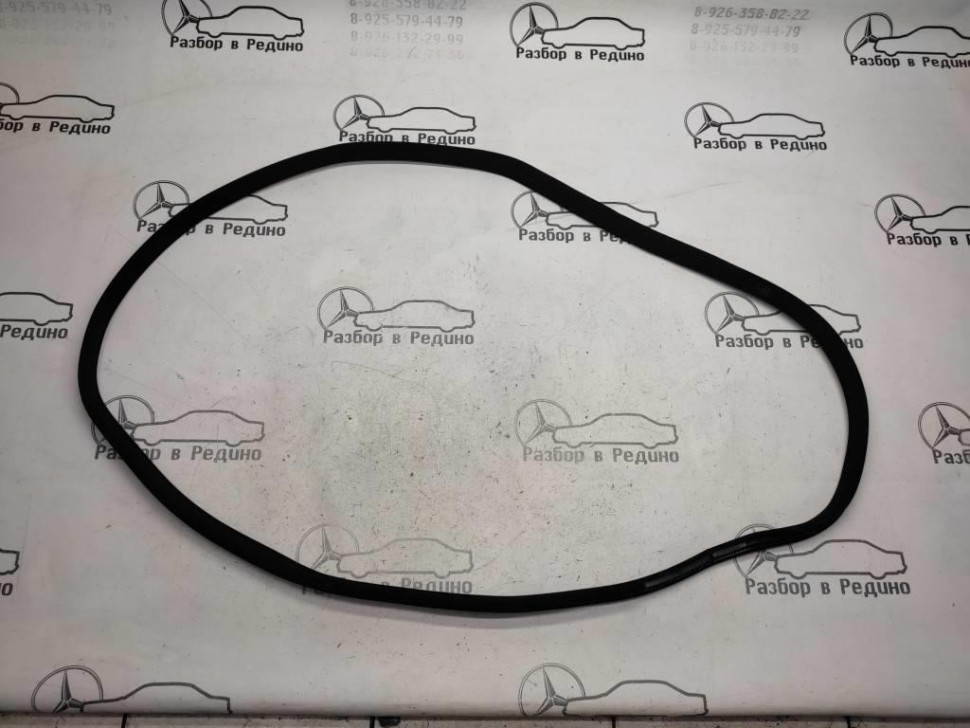 Уплотнитель двери ( на кузове ) MERCEDES-BENZ C-class w204 фото 1 — Разборка Мерседес