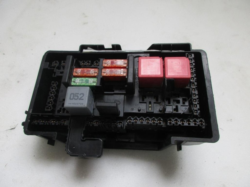 Блок предохранителей MERCEDES-BENZ C-класс W205/S205/C205/A205 (2014 - 2018) фото 1 — Разборка Мерседес