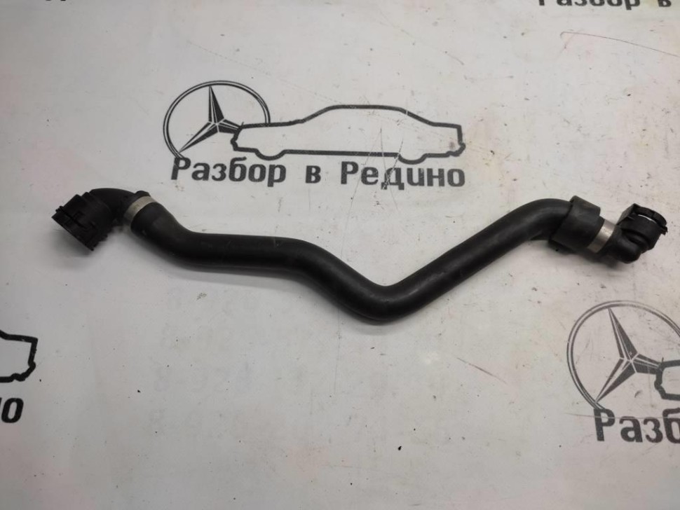 Патрубок ОЖ MERCEDES-BENZ E-класс W213/S213/C238/A238 (2016 - 2021) фото 1 — Разборка Мерседес