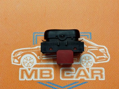 Кнопка задней шторки MERCEDES-BENZ E-класс W210/S210 (1995 - 1999) — Разборка Мерседес