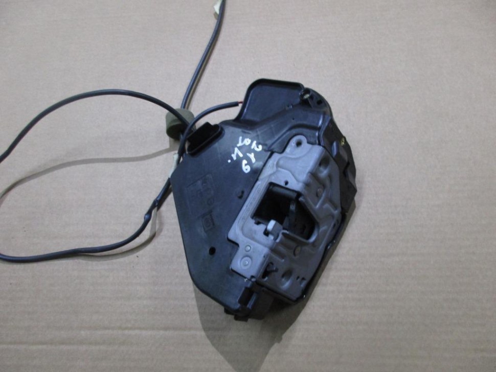 Замок двери задней левой MERCEDES-BENZ CLS-класс C219 рестайлинг (2008 - 2010) фото 1 &mdash; Разборка Мерседес