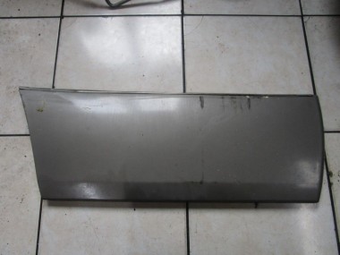 Молдинг двери MERCEDES-BENZ E-класс W124/S124/C124/A124 (1984 - 1997) — Разборка Мерседес