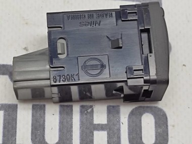 Кнопка MERCEDES-BENZ X-класс I (2017 - 2020) — Разборка Мерседес