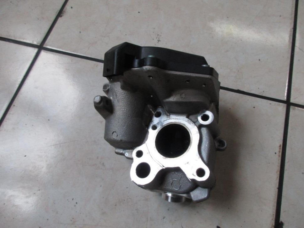 Клапан EGR MERCEDES-BENZ Sprinter W906 (2006 - 2019) фото 1 — Разборка Мерседес