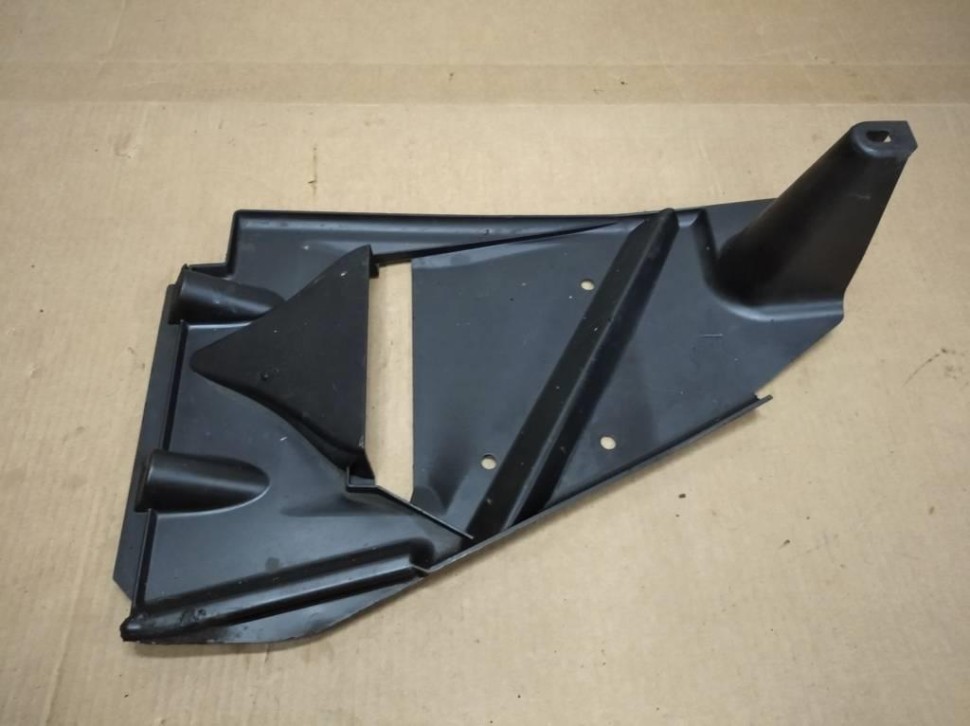 Кожух MERCEDES-BENZ E-класс W210/S210 (1995 - 1999) фото 1 — Разборка Мерседес