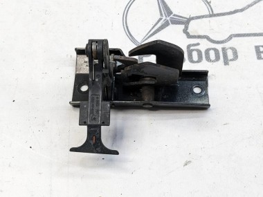 Замок капота MERCEDES-BENZ S-класс W220 (1998 - 2005) — Разборка Мерседес